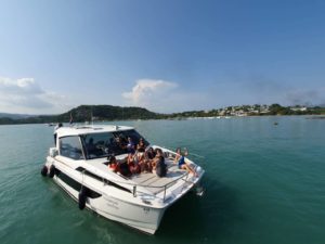SHA-SHI-Luxury-Private-Catamaran-Speed-Cruiser-Island-Hopping-Phuket-in-style-002